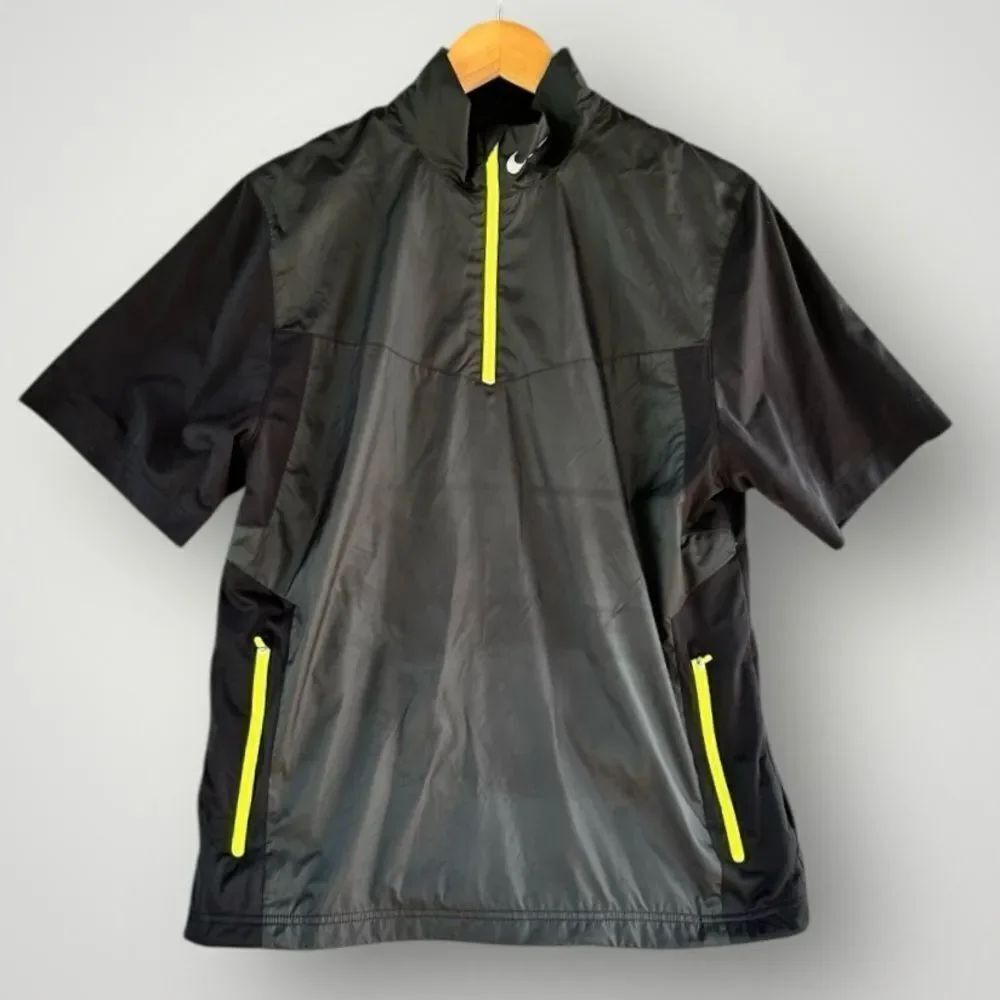 🎉5 for $45🎉 Nike Golf Windbreaker Jacket Short Sleeve Man Size M Black